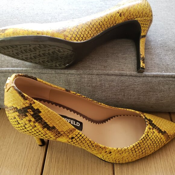 EUC KARL LAGERFELD Royale premium leather pumps in mustard / brown snake (6) - Picture 11 of 12
